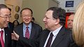 A Davos, Ban Ki-moon appelle à investir dans l'avenir des adolescentes