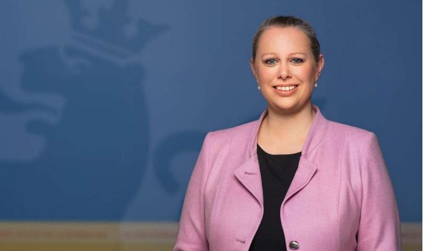 Carole Dieschbourg fait un pas de côté