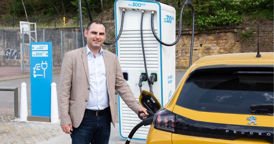 Vers une mobilité plus verte : 2.500 bornes de recharge pour